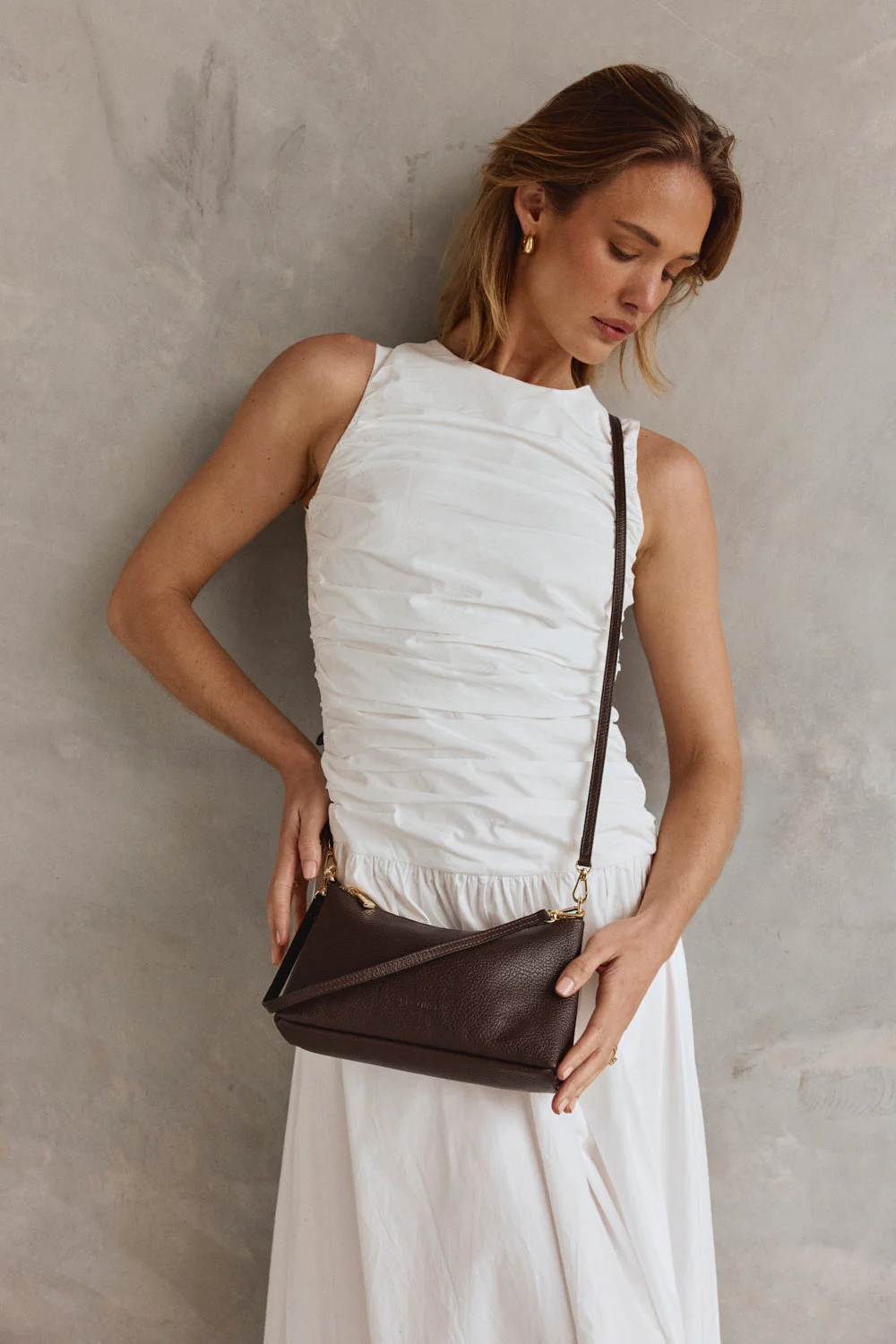Ashley Dark Chocolate Leather Crossbody Bag - Image 3