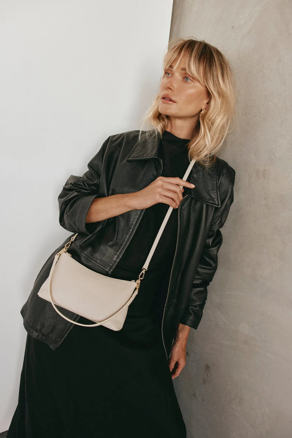 Ashley Ivory Leather Crossbody Bag - Image 6