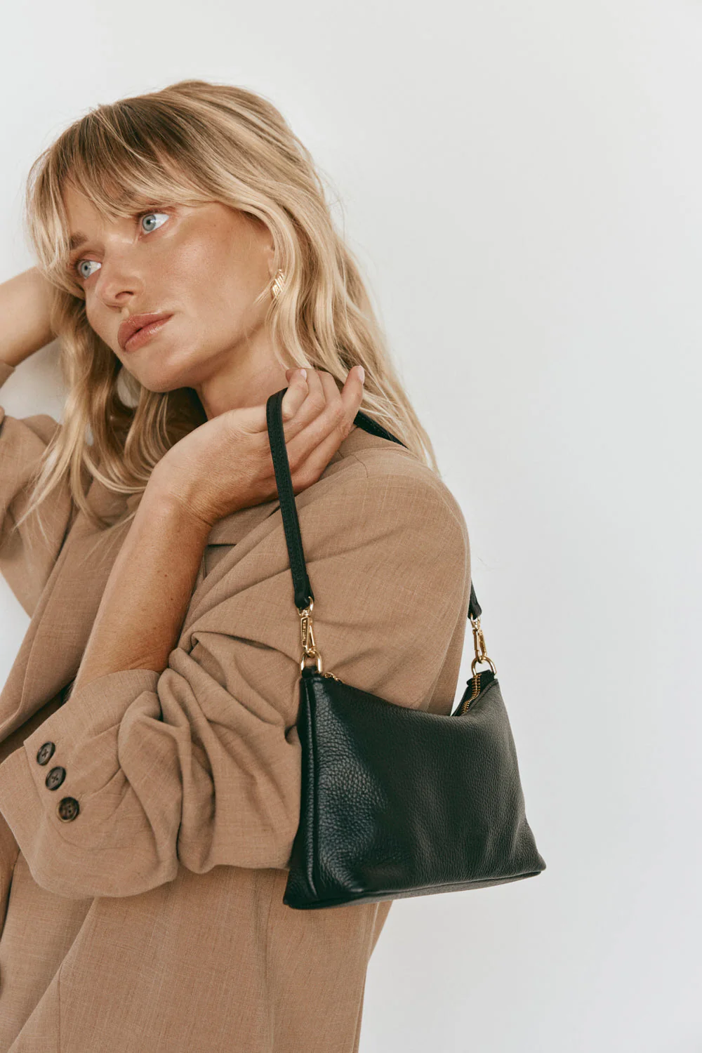 Ashley Black Leather Crossbody Bag - Image 3