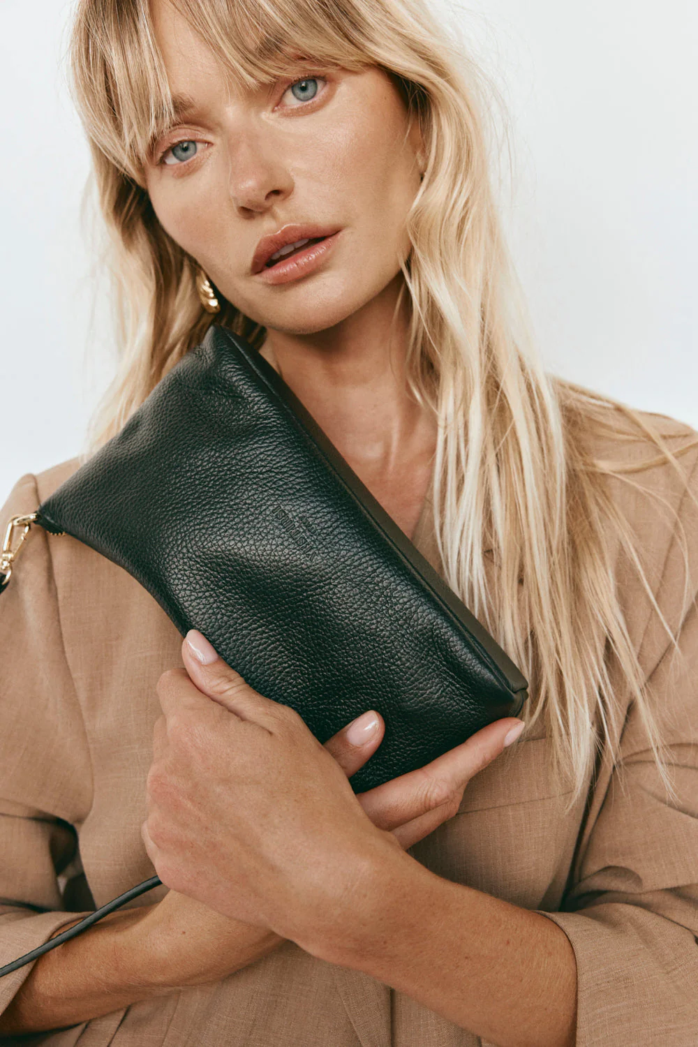 Ashley Black Leather Crossbody Bag - Image 6