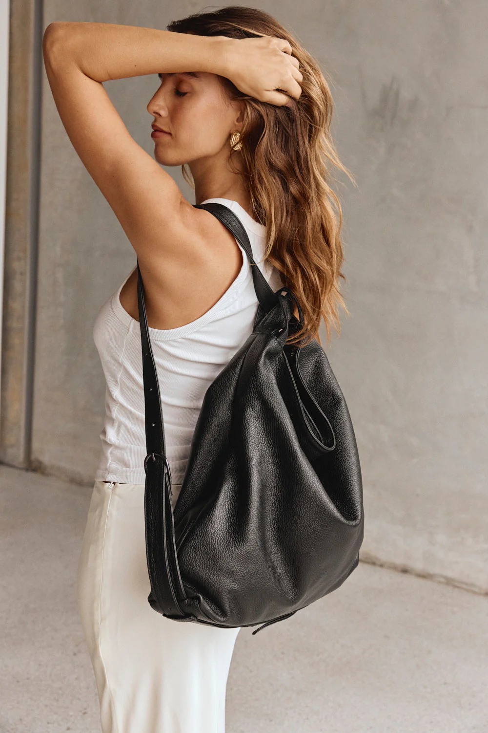 Bella XL Black 3-in-1 Convertible Bag - Image 3