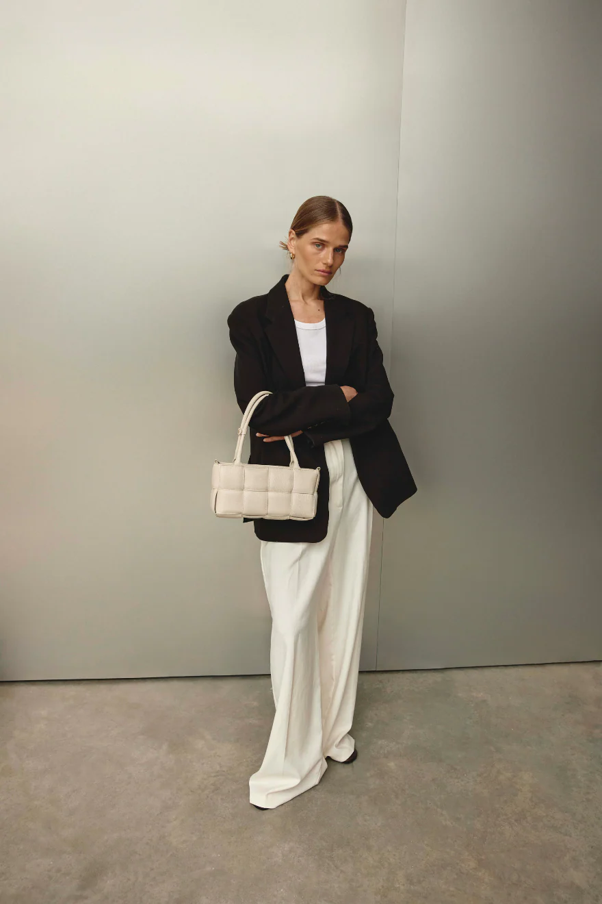 Margot Ivory Woven Baguette - Image 4
