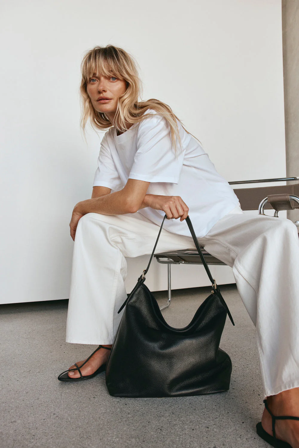 Serena Black Leather Hobo Bag - Image 3