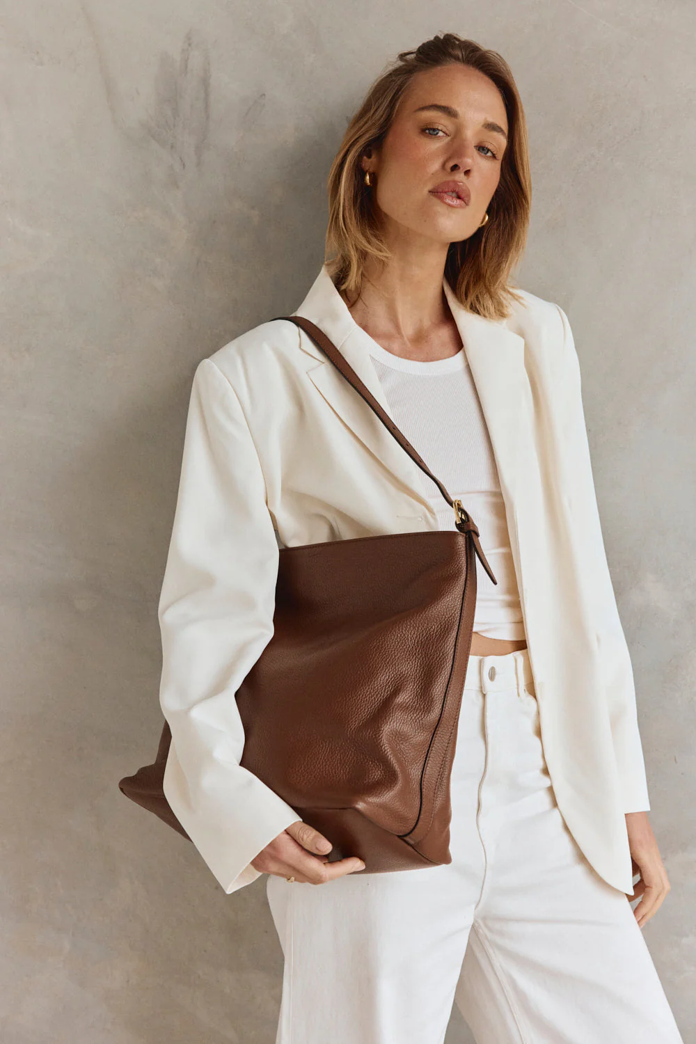 Serena Mocha Leather Hobo Bag - Image 3