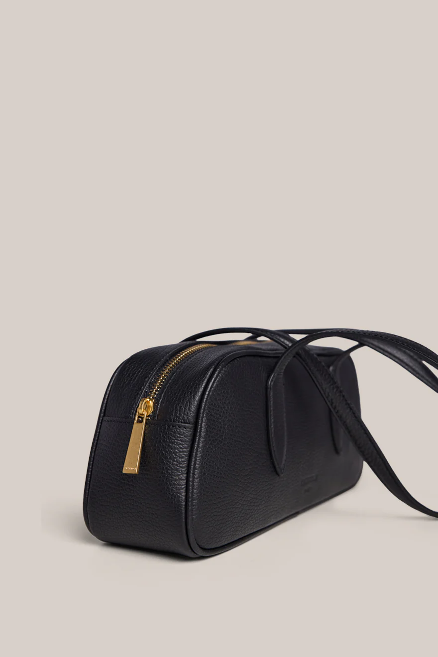 Vera Black Baguette Bag - Image 4
