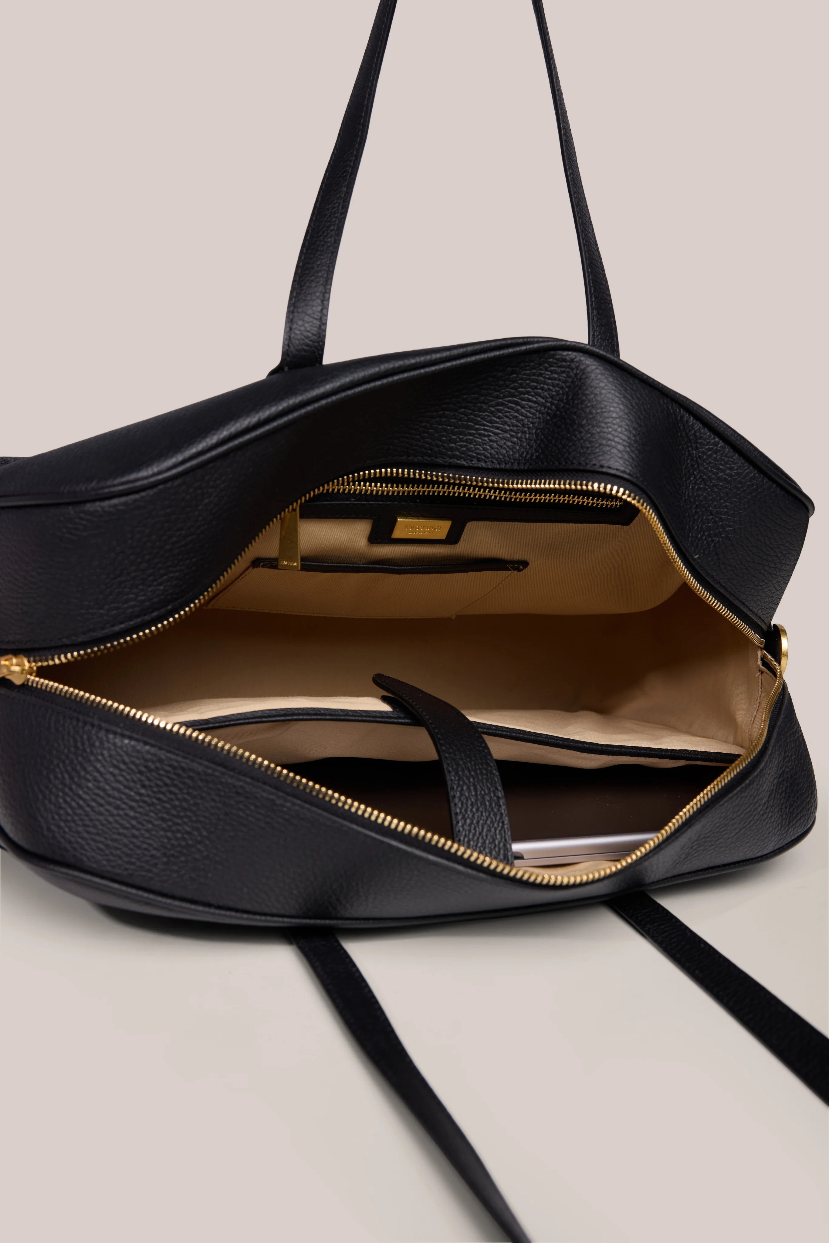 Vera Black Large Bowler Bag - Image 6